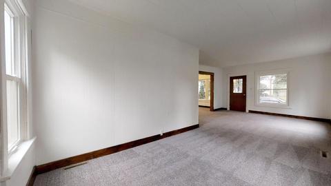 201 E Moore St, Berlin, WI 54923 photo 9