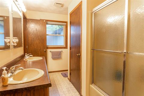 2119 N Perkins St, Appleton, WI 54914 photo 14