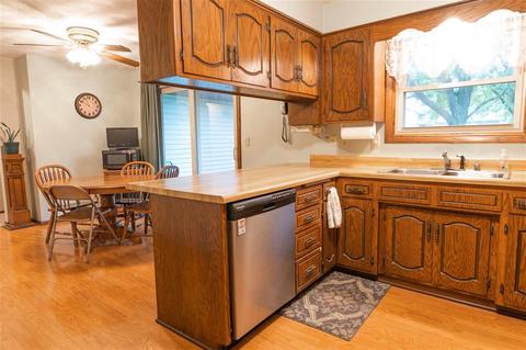 2119 N Perkins St, Appleton, WI 54914 photo 9