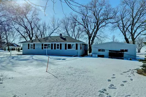 1010 Paramount Dr, Chilton, WI 53014 photo 4