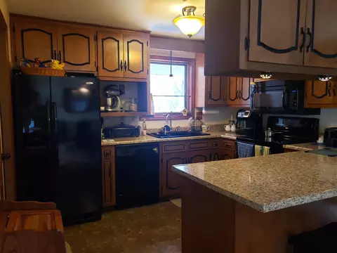 18 Solar Cir, Appleton, WI 54915 photo 3