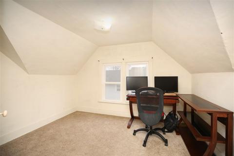 532 N State St, Appleton, WI 54911 photo 12