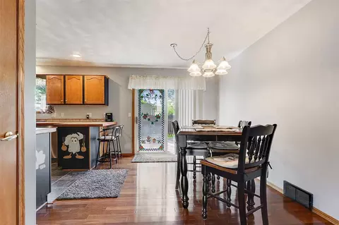 w5955 Garnet Drive, Appleton, WI 54915 photo 4
