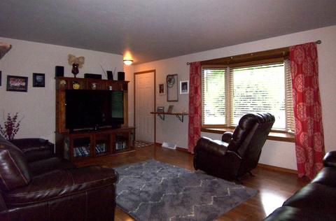 334 Janet Ct, Wrightstown, WI 54180 photo 13