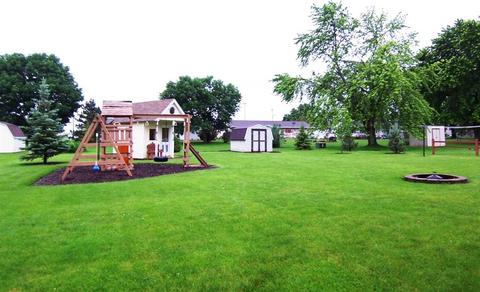 334 Janet Ct, Wrightstown, WI 54180 photo 5
