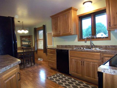 334 Janet Ct, Wrightstown, WI 54180 photo 7