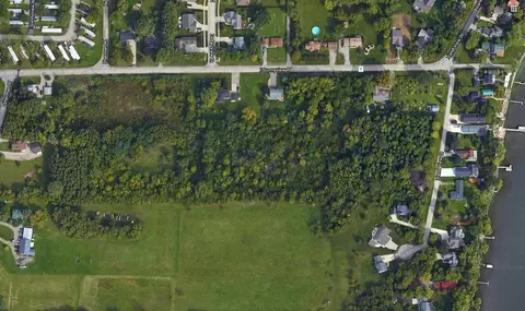 Sunnyview Road, Oshkosh, WI 54901