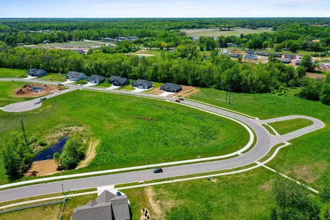 folkestone drive, Green Bay, WI 54313