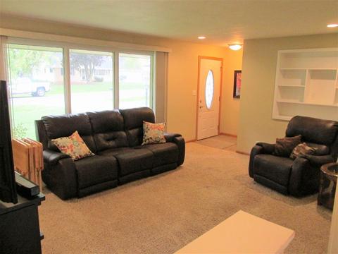 628 W Seneca Dr, Appleton, WI 54911 photo 4