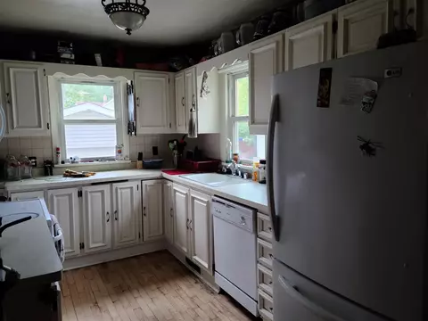823 W Spring St, Appleton, WI 54914 photo 3