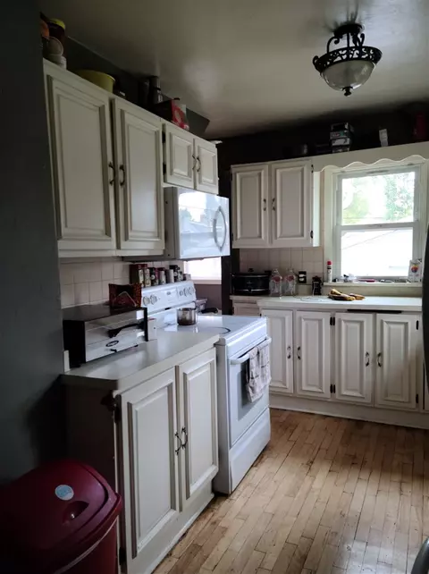 823 W Spring St, Appleton, WI 54914 photo 4
