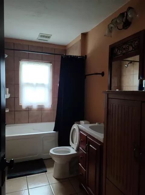 823 W Spring St, Appleton, WI 54914 photo 7