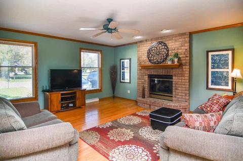 2237 W Twin Willows Dr, Appleton, WI 54914 photo 17
