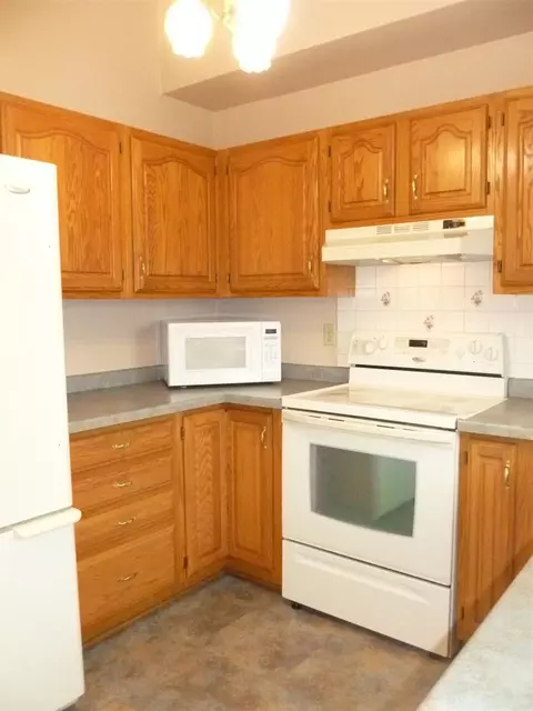 2412 N Skylark Dr, Appleton, WI 54914 photo 12