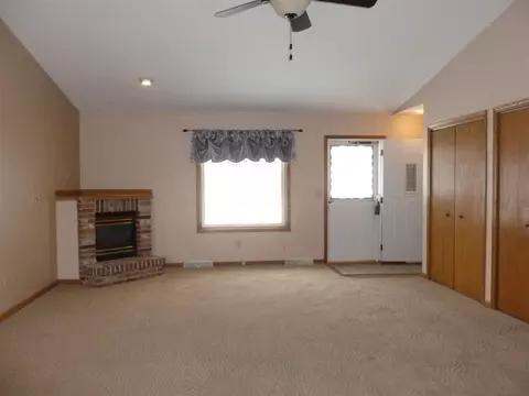 2412 N Skylark Dr, Appleton, WI 54914 photo 17