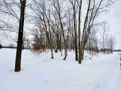 Marys Avenue, Fond Du Lac, WI 54935