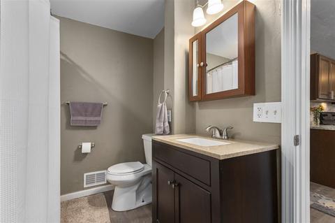 1925 N Oneida St, Appleton, WI 54911 photo 13