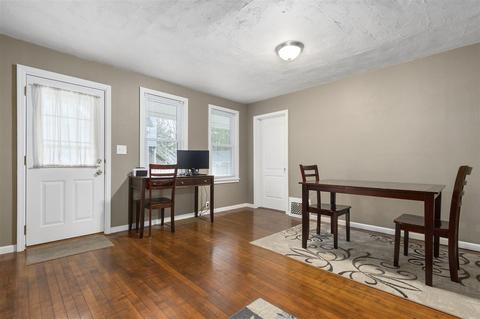 1925 N Oneida St, Appleton, WI 54911 photo 7