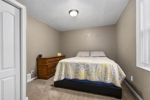 1925 N Oneida St, Appleton, WI 54911 photo 11