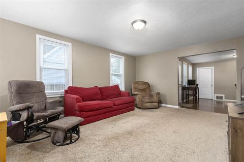 1925 N Oneida St, Appleton, WI 54911 photo 8