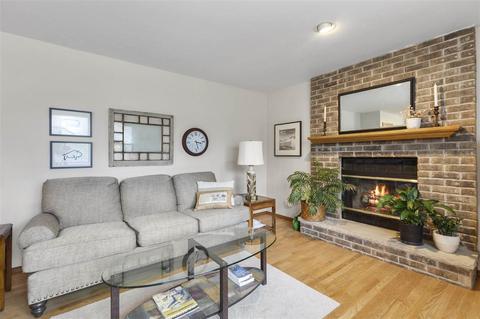 2321 W Seneca Dr, Appleton, WI 54914 photo 12