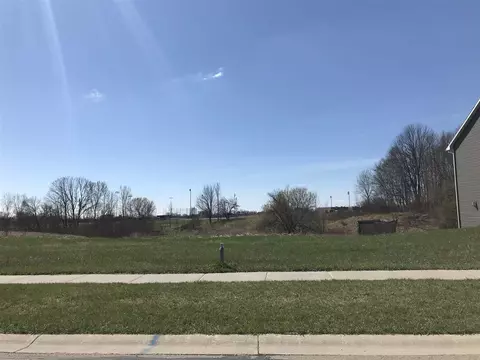 2695 Moose Creek Trl #50, Suamico, WI 54313