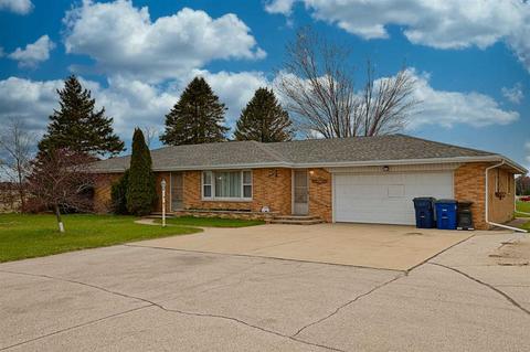 15 Suamico Homes For Sale Suamico Wi Real Estate Movoto
