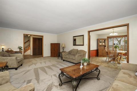 1731 N Edgewood Ave, Appleton, WI 54914 photo 4