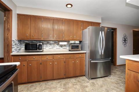1731 N Edgewood Ave, Appleton, WI 54914 photo 8