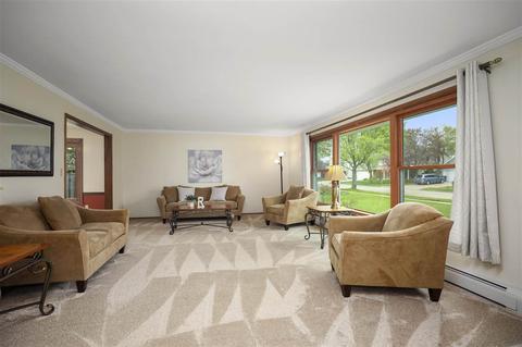 1731 N Edgewood Ave, Appleton, WI 54914 photo 2