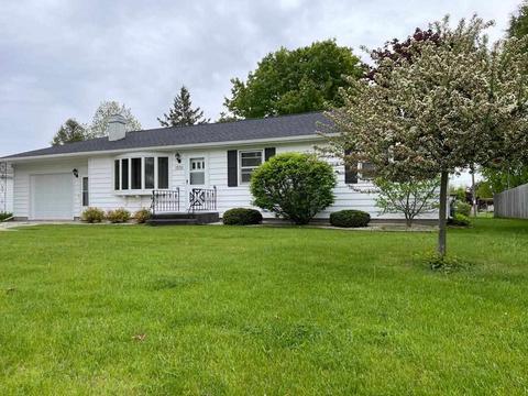 19 Algoma Homes For Sale Algoma Wi Real Estate Movoto 19 Algoma Homes For Sale Algoma Wi Real Estate Movoto