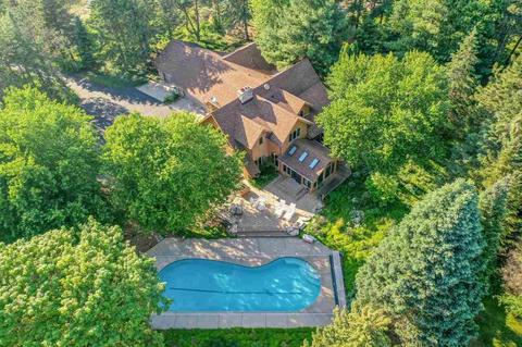3 Wagon Wheel Dr, Appleton, WI 54913 photo 2