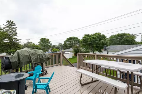 2512 S Telulah Ave, Appleton, WI 54915 photo 2