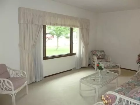 2531 S Harmon St, Appleton, WI 54915 photo 5