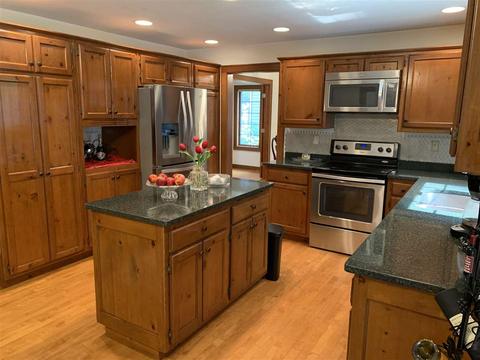 3525 S Bob O Link Ln, Appleton, WI 54915 photo 5