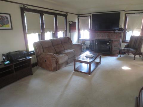 325 E Randall St, Appleton, WI 54911 photo 5