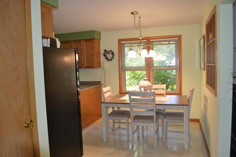 2319 S Carpenter St, Appleton, WI 54915 photo 9