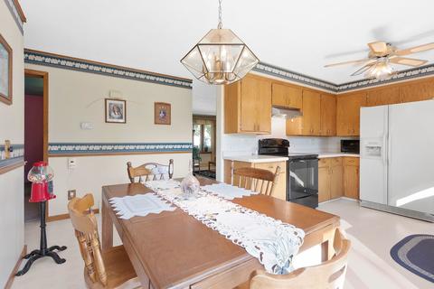 618 S Schaefer St, Appleton, WI 54915 photo 6