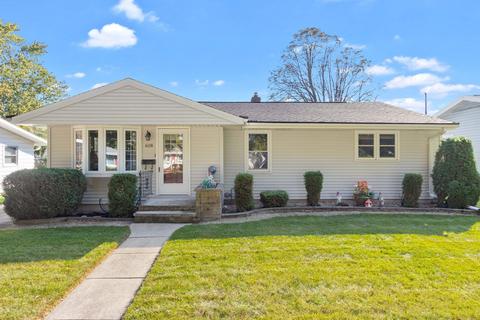 618 S Schaefer St, Appleton, WI 54915 photo 1