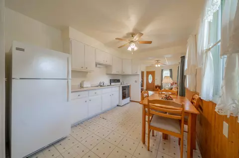 602 E Fremont St, Appleton, WI 54915 photo 5