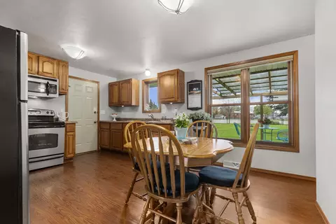 330 Sharla St, Wrightstown, WI 54180 photo 5