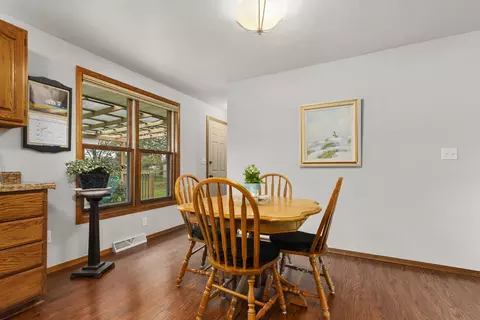 330 Sharla St, Wrightstown, WI 54180 photo 8