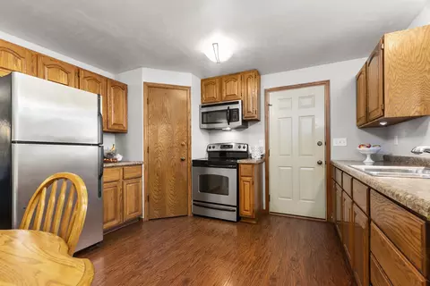 330 Sharla St, Wrightstown, WI 54180 photo 6