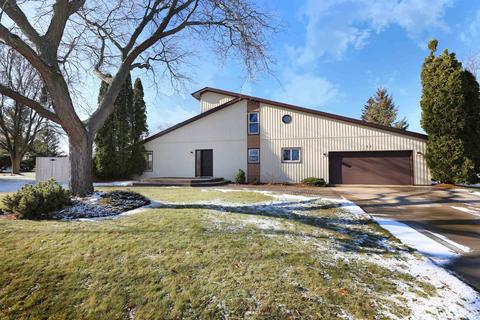 42 Sunray Ct, Appleton, WI 54915 photo 1