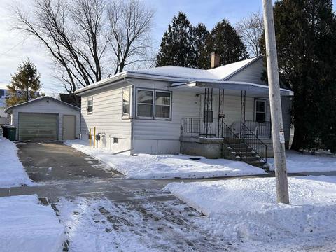 E 13th St Fond Du Lac Wi 12 Photos Mls Movoto