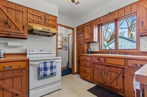 708 E Randall St, Appleton, WI 54911 photo 3