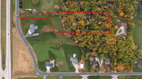 w6142 Wilz Court, Menasha, WI 54952