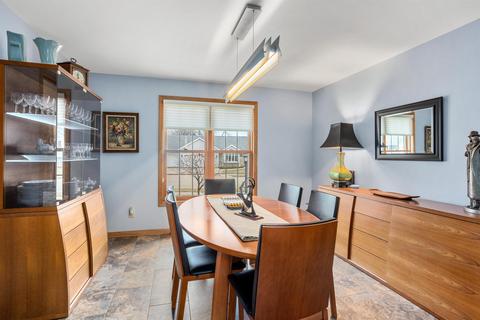 2208 S Matthias St, Appleton, WI 54915 photo 4