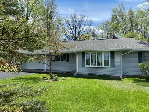 w1077 County Road N, Niagara, WI 54151