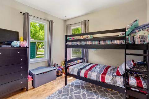 318 E Randall St, Appleton, WI 54911 photo 8
